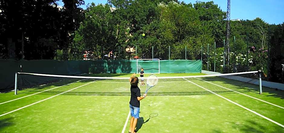 Kristal Hotel - All inclusive - Fully renovated rooms 2025