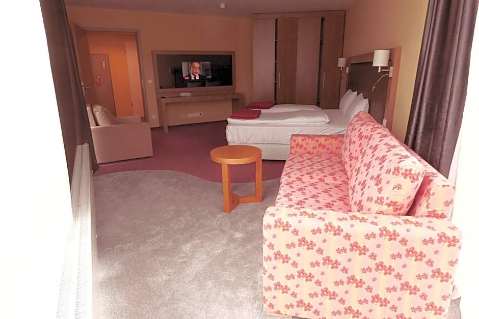 Nashira Kurpark Hotel -100 prozent barrierefrei-