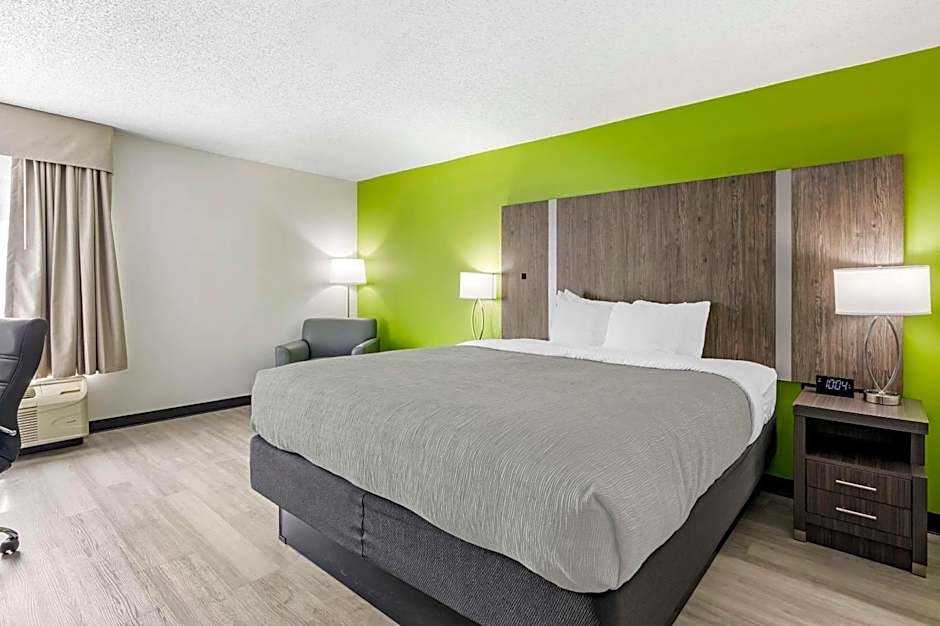 Quality Inn Clarksville - Exit 11