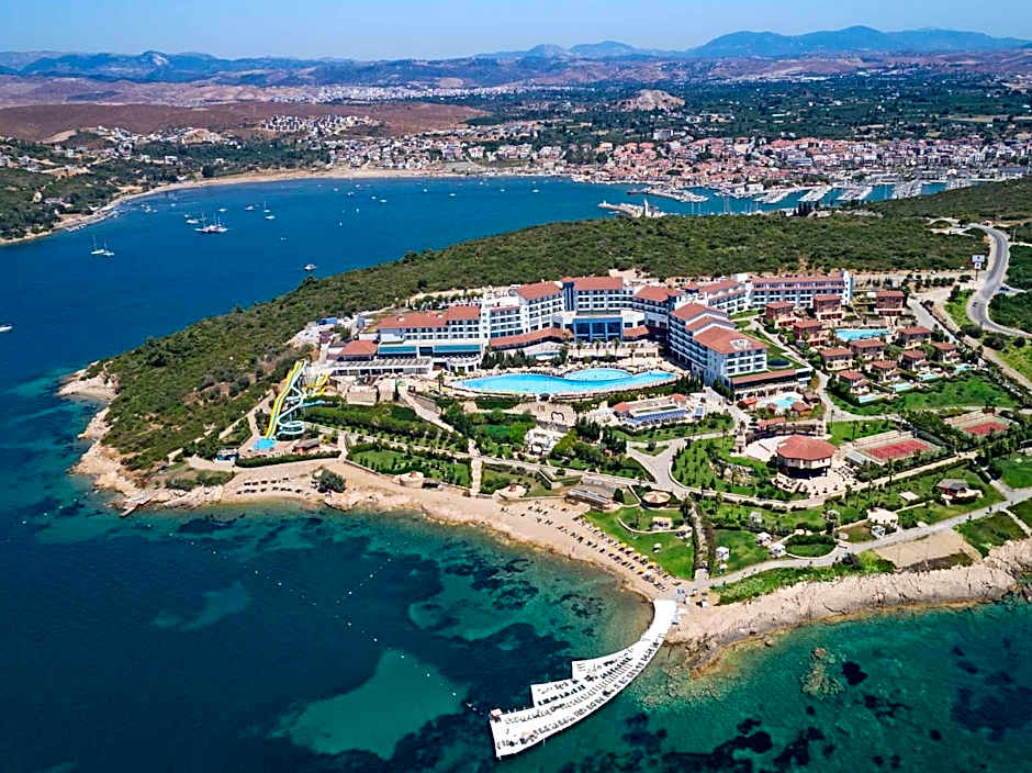 Photo 1 of 50 of Royal Teos Thermal Resort Clinic & Spa - Halal Hotel
