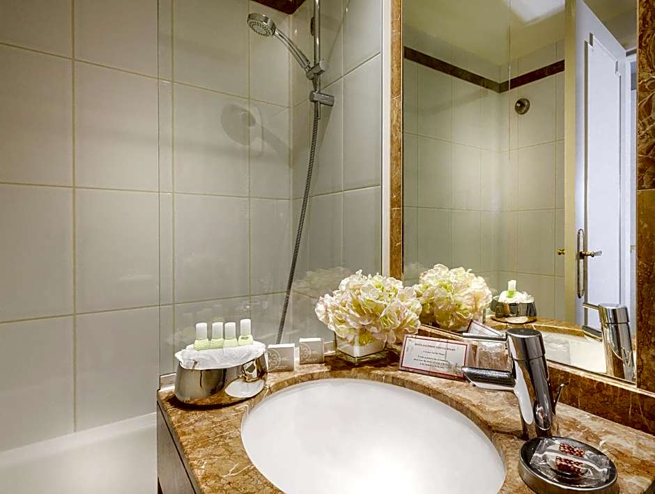 Dauphine Saint Germain