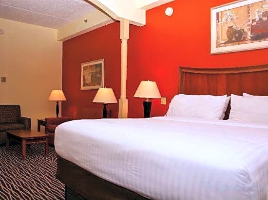 Holiday Inn Express Fayetteville