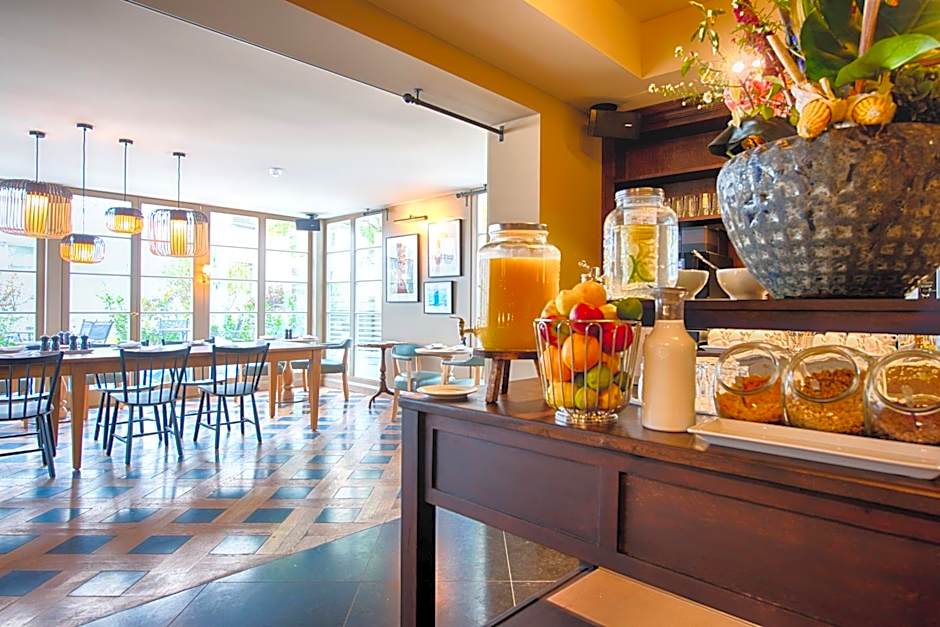 Mondrian Suites Berlin am Checkpoint Charlie