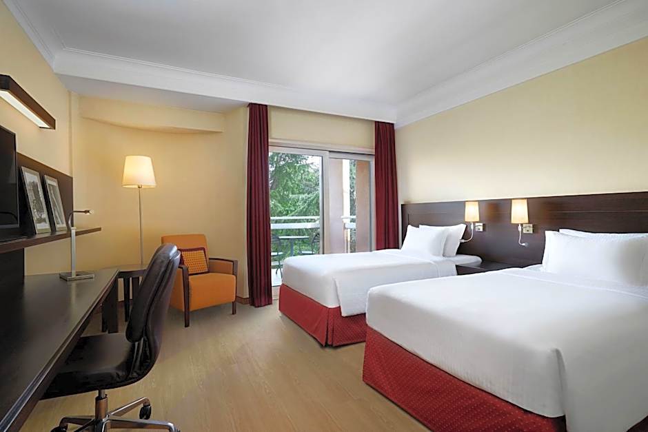 Courtyard by Marriott Rome Central Park