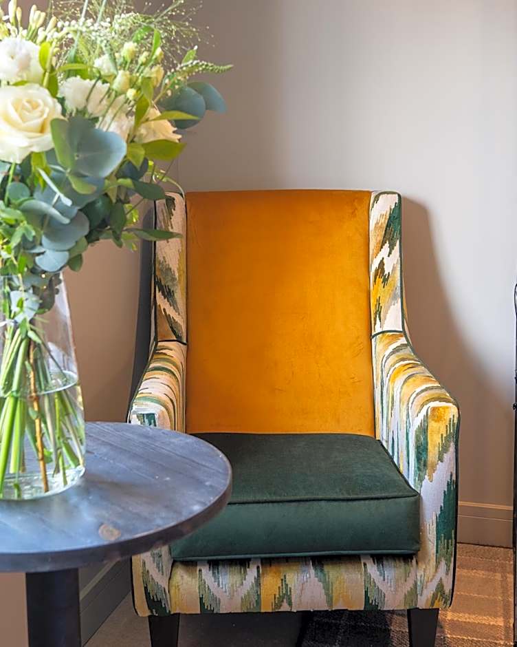 DeiRa Hotel & Apartments