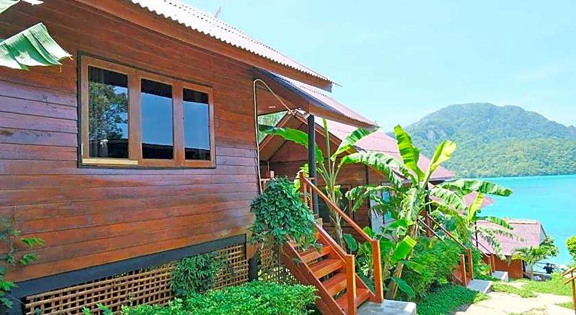 The Cobble Beach Hotel