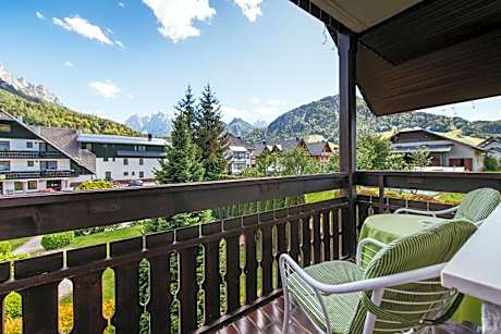 Triple Room with Balcony