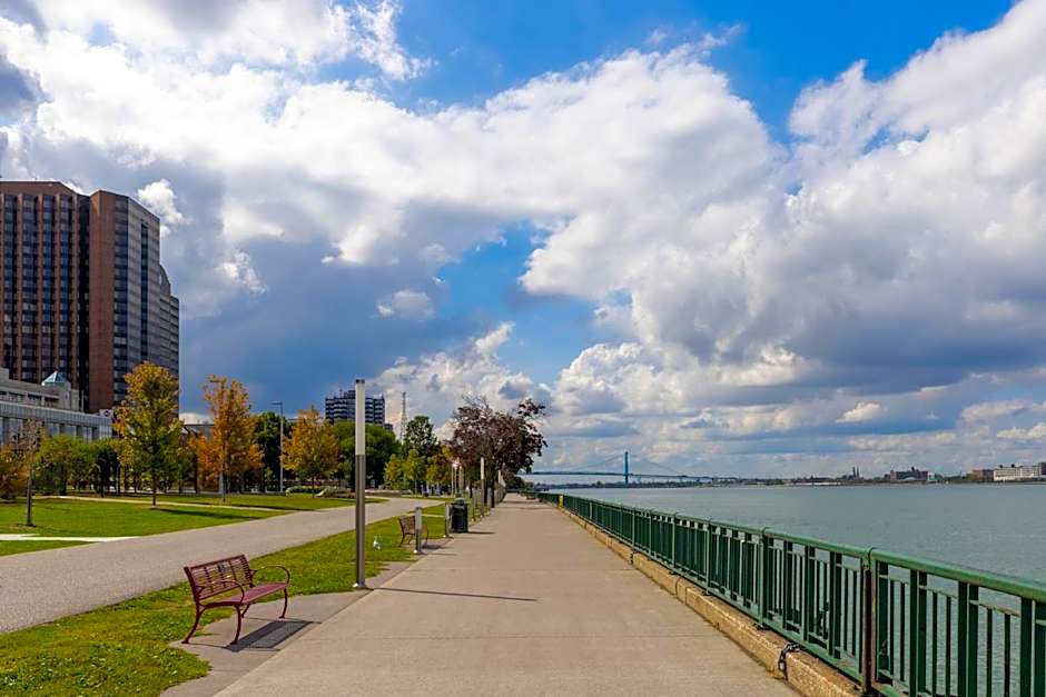 Holiday Inn Express Windsor Waterfront By IHG