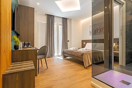 Deluxe Double Room with Balcony