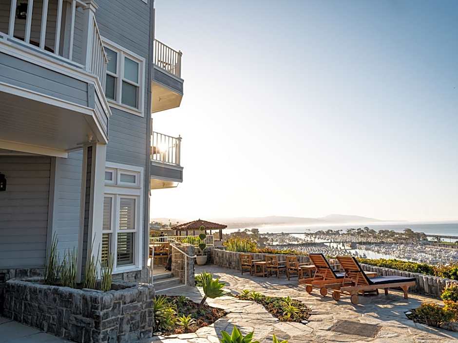Blue Lantern Inn, A Four Sisters Inn