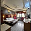 Royal Castle Grand