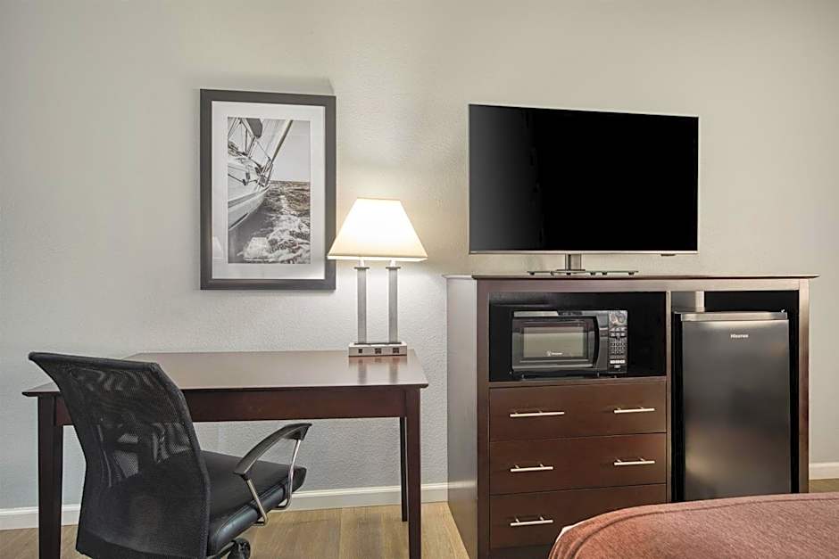 Best Western Lake Conroe Inn