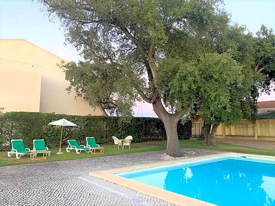 Amazonia Palmela Apartamentos Turisticos