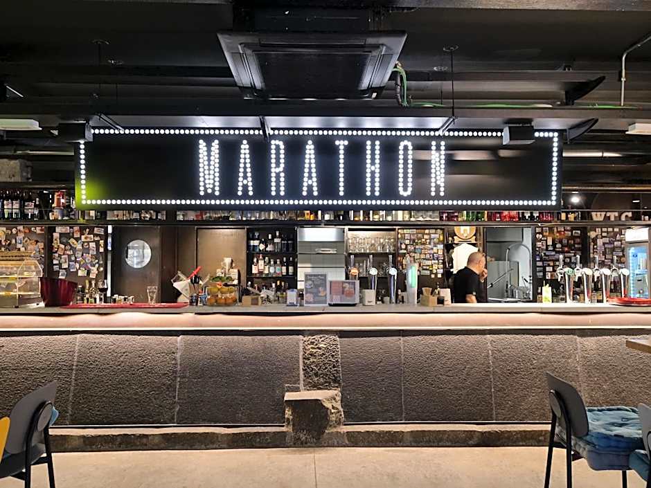 Marathon Hostel