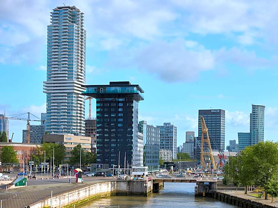 DoubleTree by Hilton Rotterdam Centre