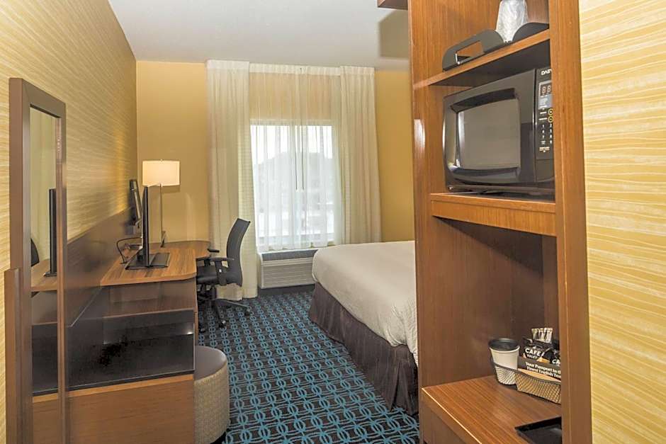 Fairfield Inn & Suites by Marriott Pittsburgh North/McCandless Crossing