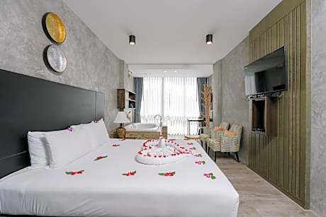 Superior King or Twin