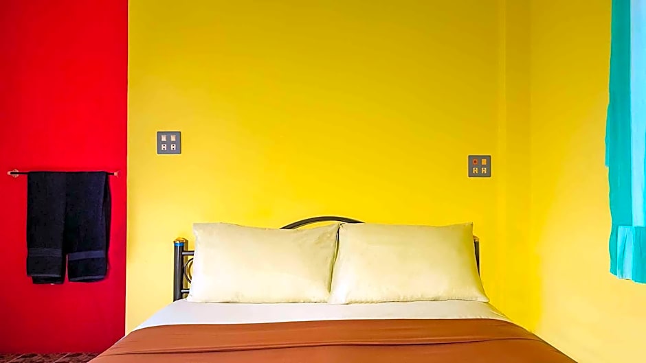 Sabina Guesthouse Kamala Beach