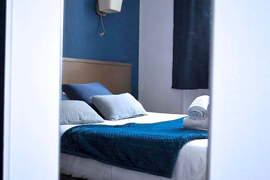 Brit Hotel Le Surcouf