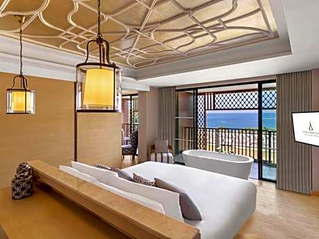 Avista  Two Bedroom Suite with Balcony and Sea View