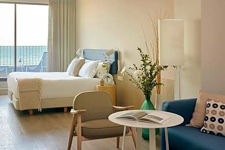 Studio ME + Junior Suite Sea View