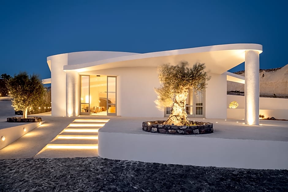 Santo Pure Oia Suites and Villas