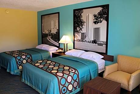Double Room with Two Double Beds - Smoking