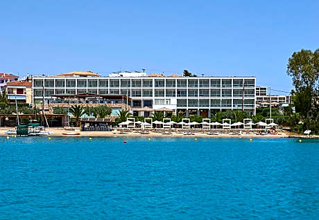 Nautica Bay Hotel