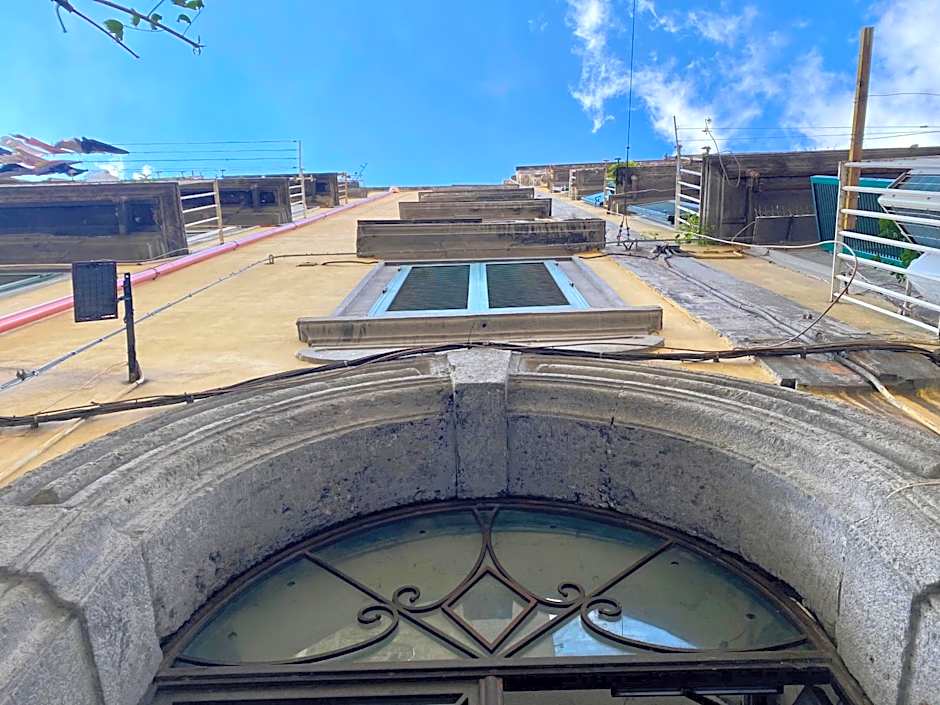 MILUAR - centro storico - lungo la via della Musica