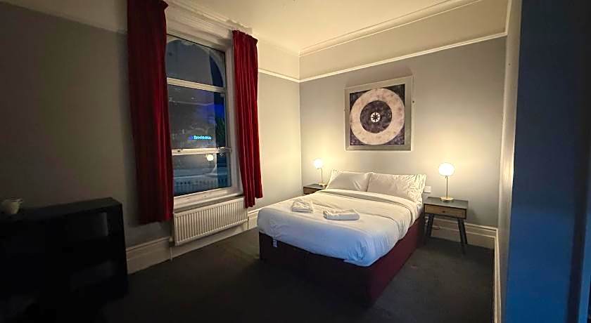 Fairmount Hotel