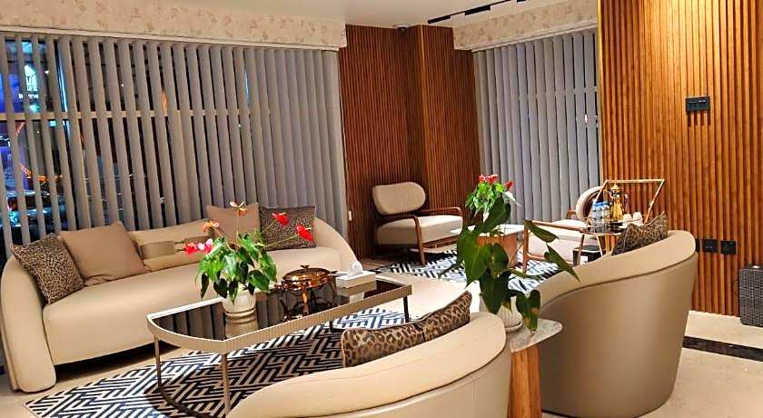 Paragon Hotel Apartments