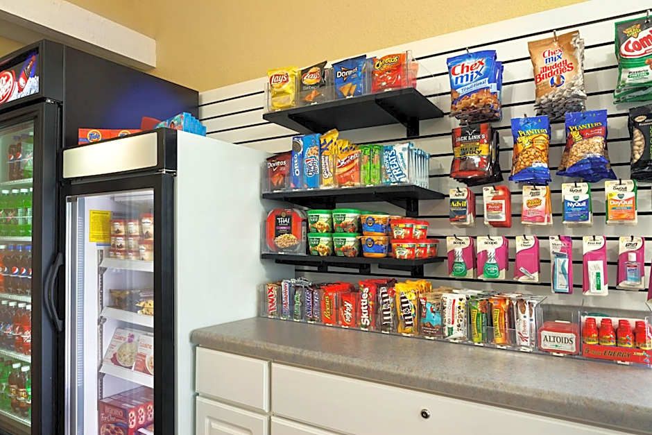 Super 8 by Wyndham Salem