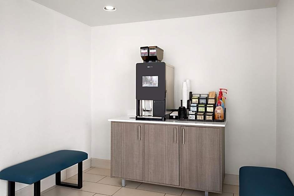 Garner Hotel Virginia Beach North by IHG