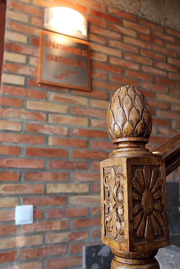 Aparthotel Tres Caminos