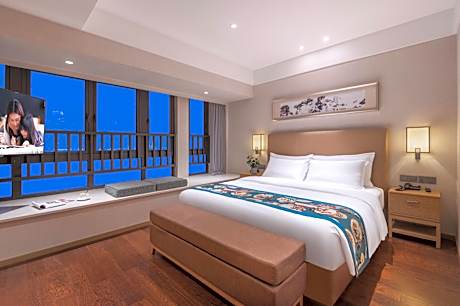 One-Bedroom Premier Suite