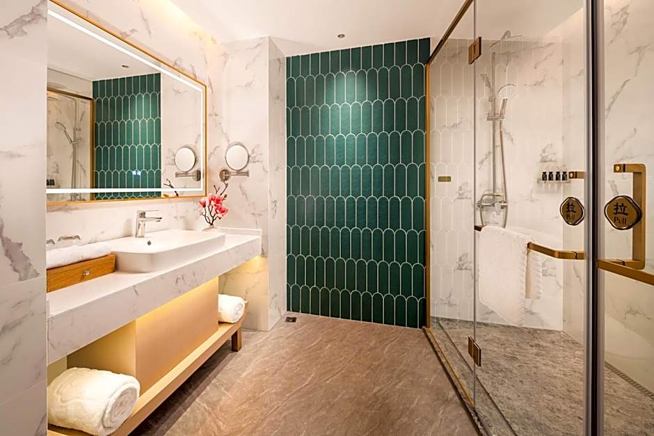 Guangzhou Wogo Yuanbao Hotel-Zhujiang New Town-Free Canton Fair Shuttle Bus & Overseas Buyer Registration Services