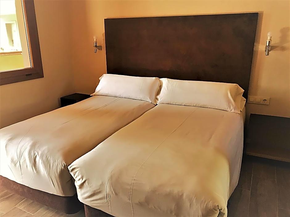 Chillout Hotel Tres Mares