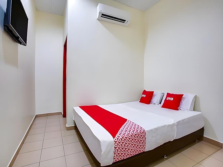 OYO 89656 Melati Hotel Nilai