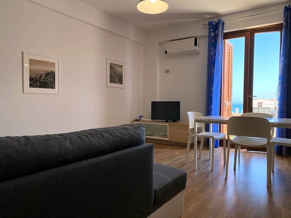 Marina di Petrolo Apartments