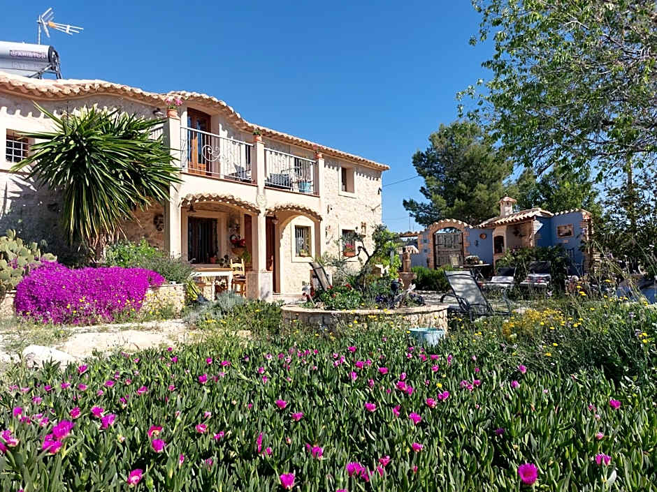 Los Cuatro Vientos B&B