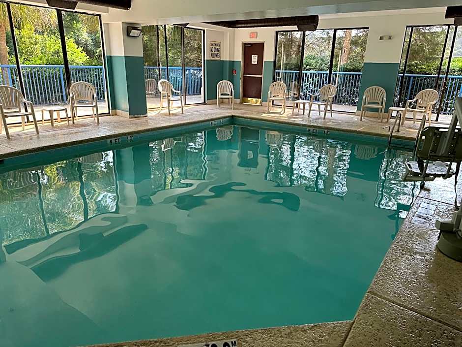 Country Inn & Suites by Radisson, Murrells Inlet, SC
