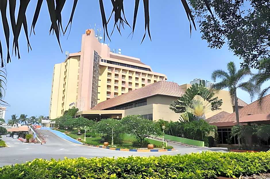Primula Beach Hotel