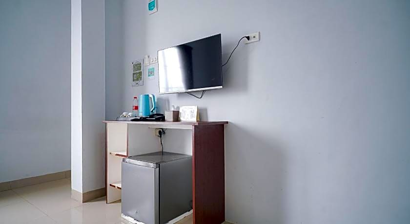 RedDoorz Premium @ Raja Hostel Syariah Lampung