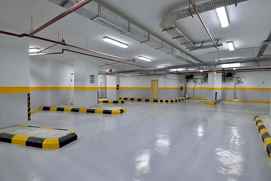 Zaha Al Munawara Hotel