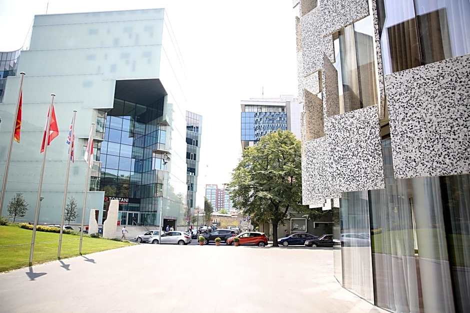 Maritim Hotel Plaza Tirana