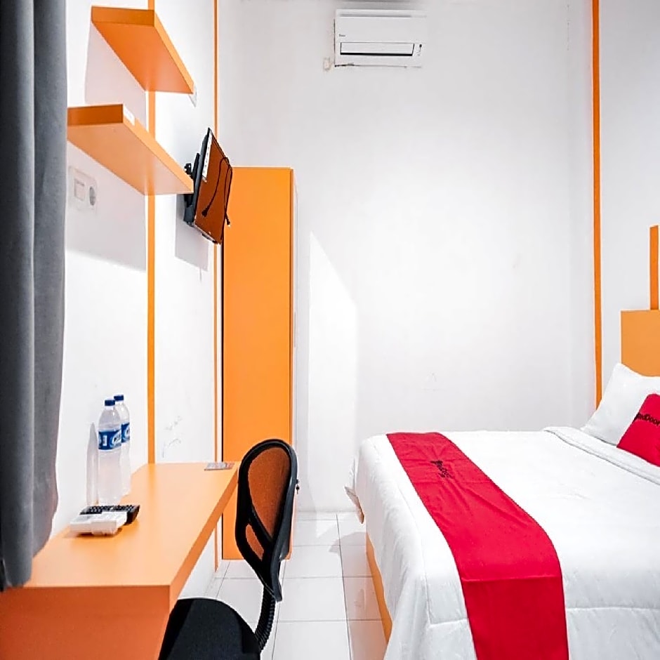 RedDoorz @ Jalan Sukabangun 2 Palembang
