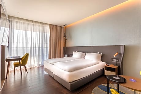 Superior Room-City View