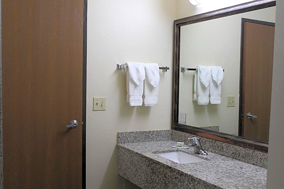 AmericInn by Wyndham Windsor Ft. Collins