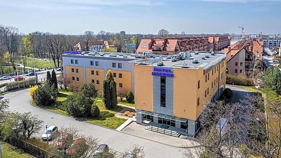 Premium Hotel Bacero Wrocław