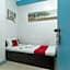 RedDoorz @ La Maria Pension and Tourist Inn